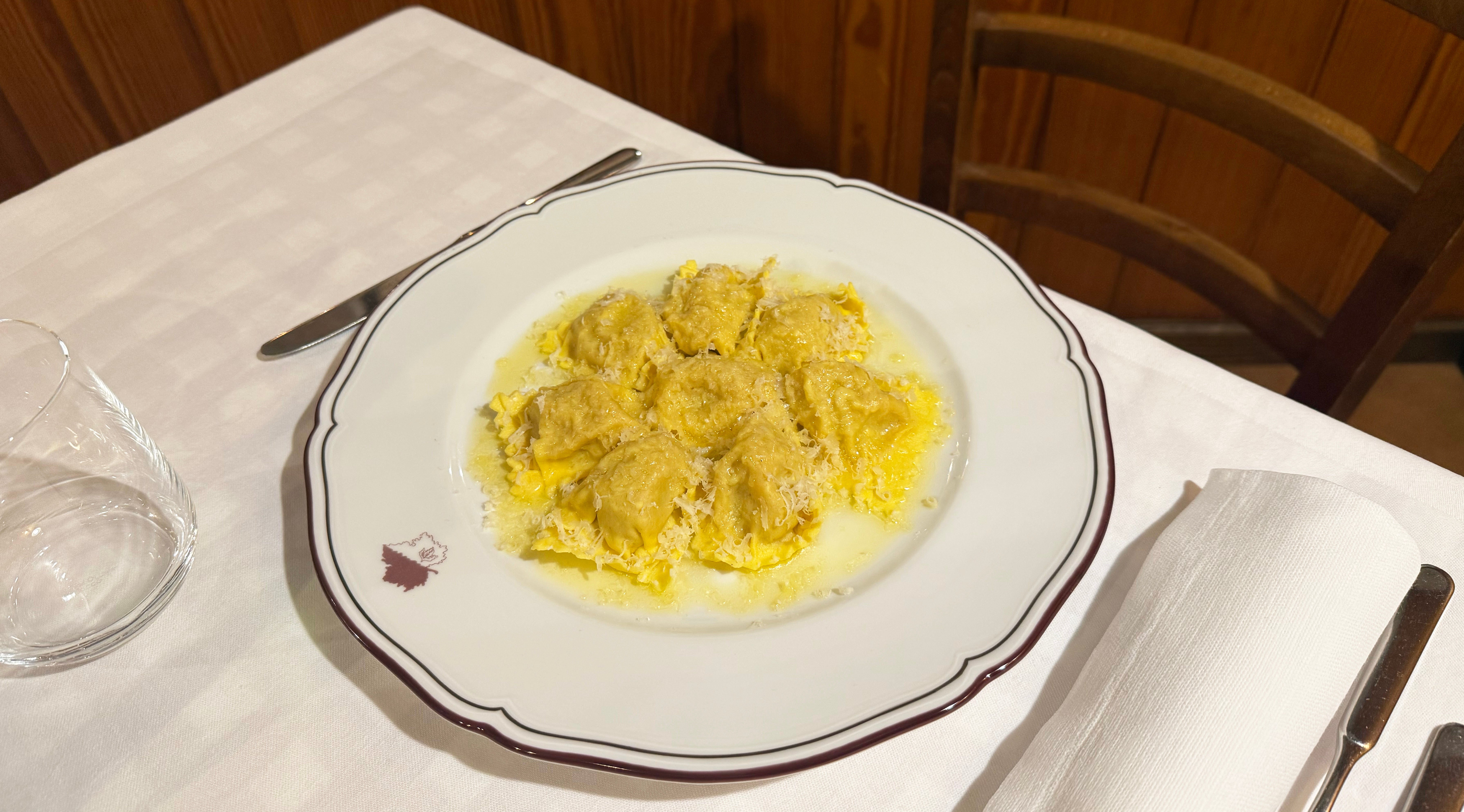 Ai Due Platani - Tortelli di zucca con burro e Parmigiano