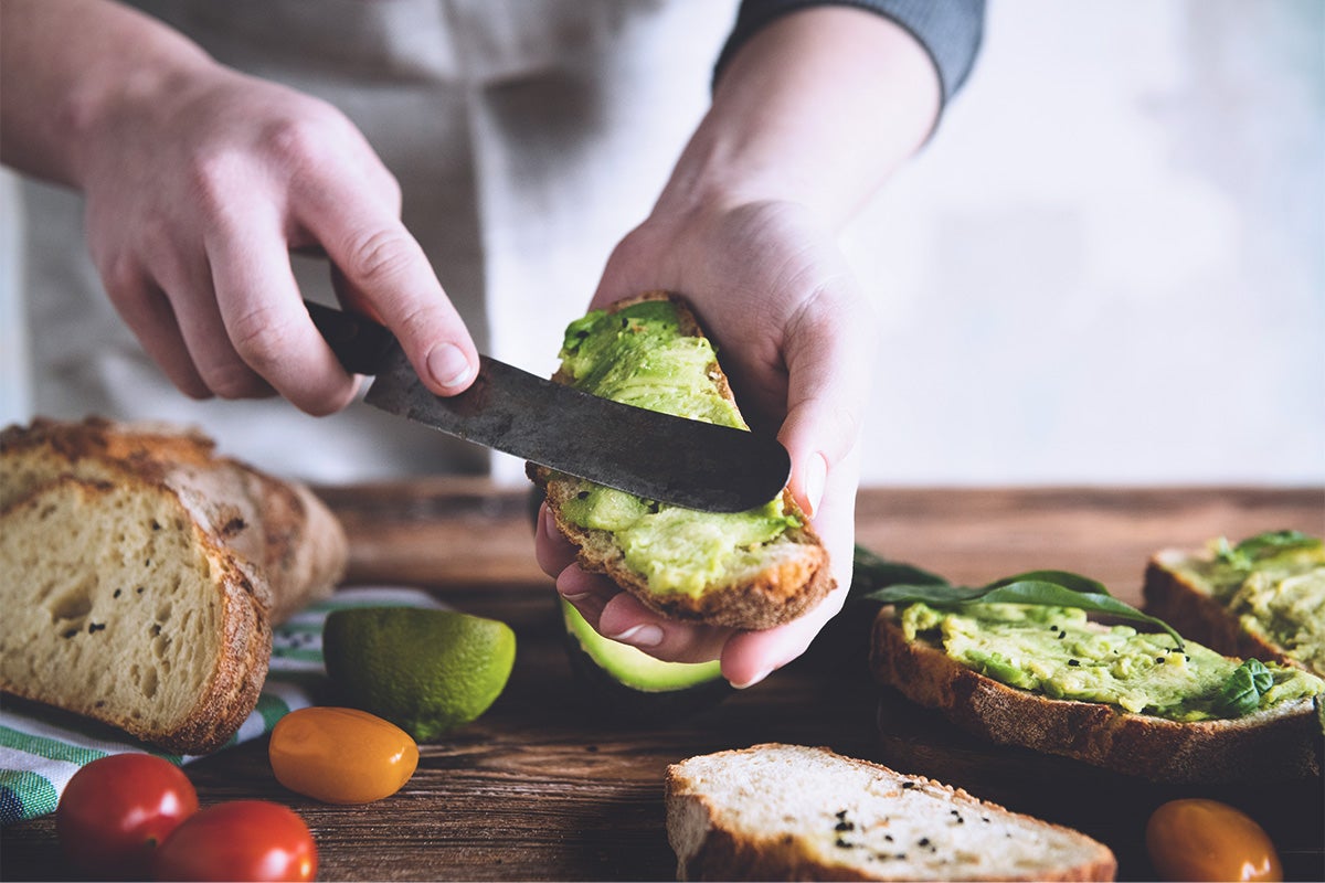 Avocado toast con guacamole