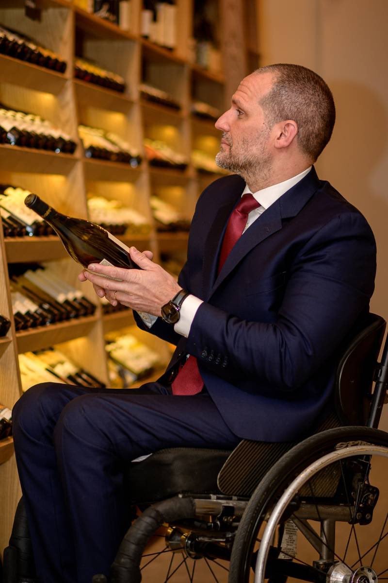 Il sommelier Yannick Benjamin una delle Stelle dell'Ospitalità di Fine Dining Lovers