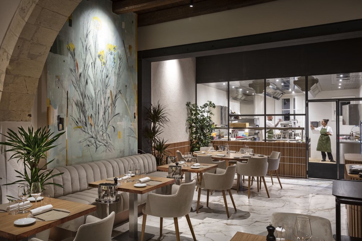 La sala del ristorante di Casa Clàt