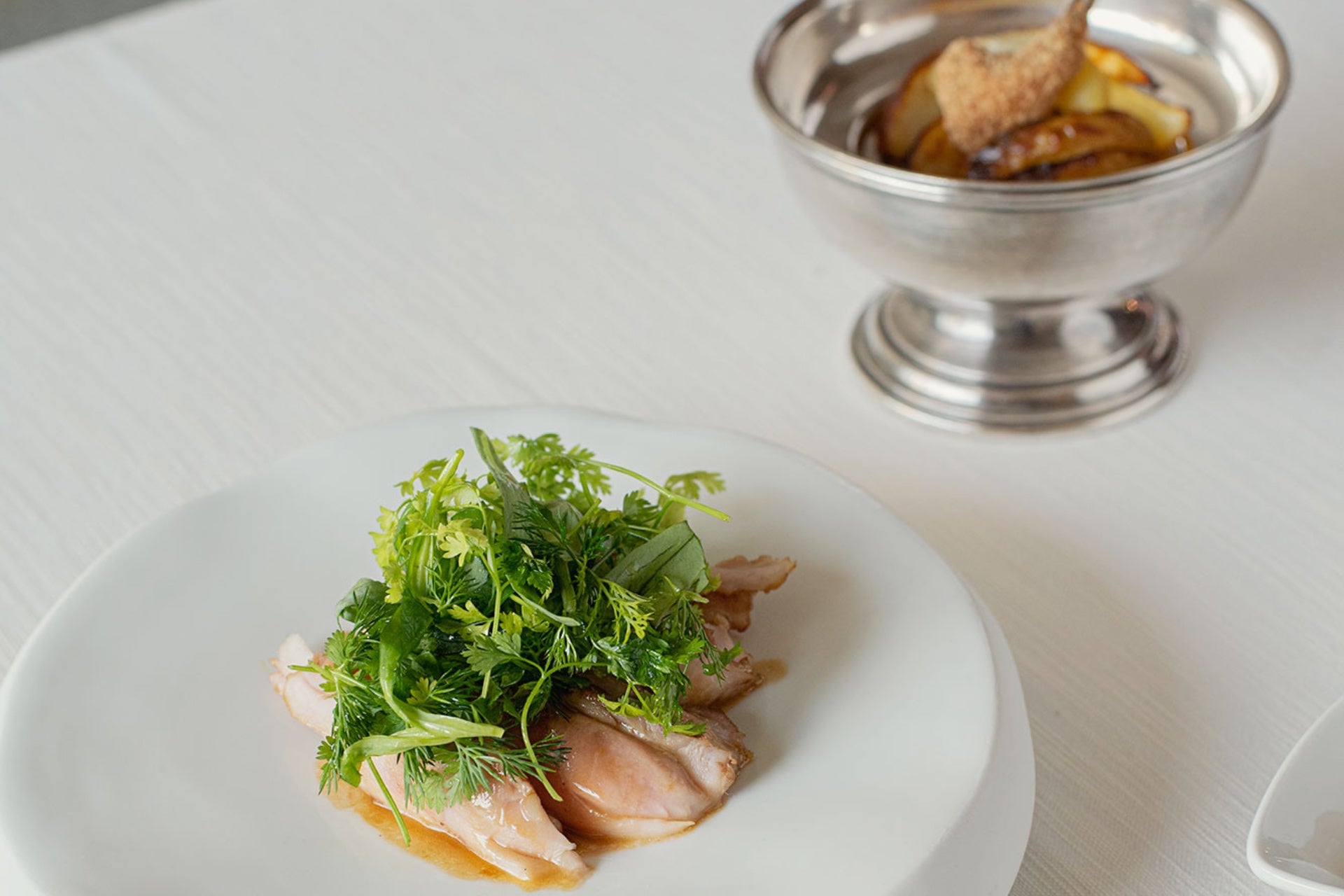 Coniglio alla ligure in tre servizi