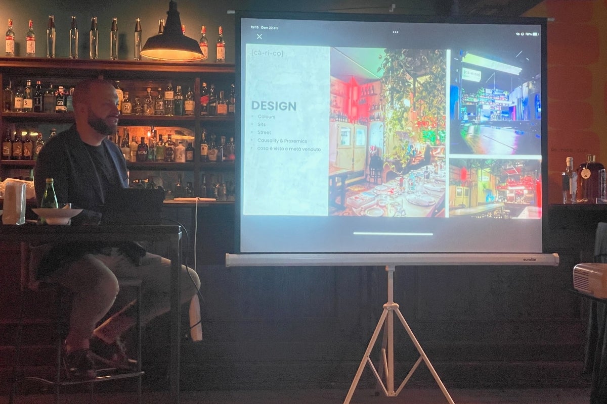 Dom Carella durante la masterclass