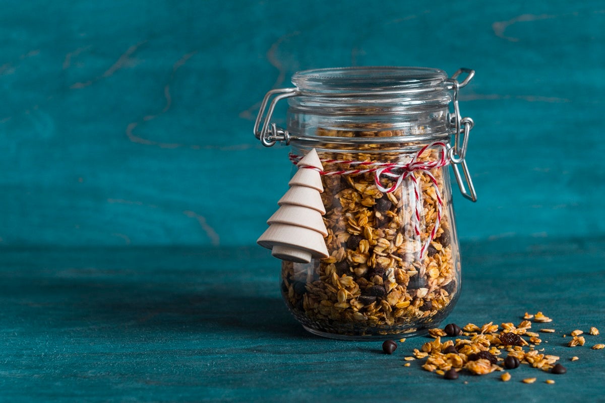 granola in barattolo