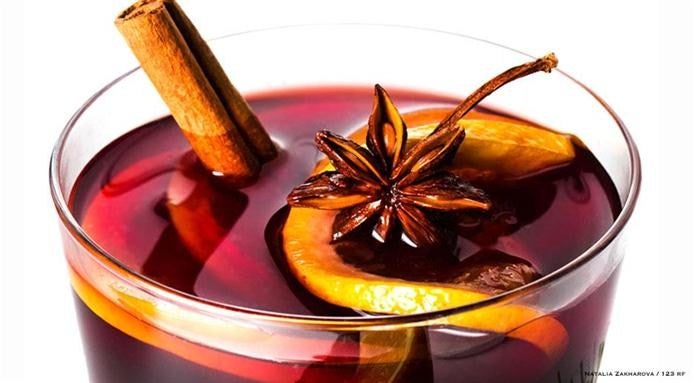 Menu vegano di Natale: il vin brulè