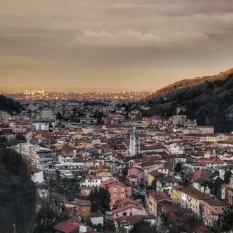 Veduta aerea di Carrara