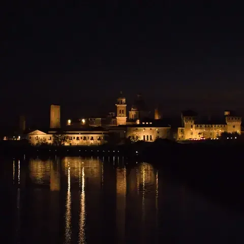 Mantova di notte