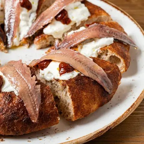 Pizza con acciughe e stracciatella - Antonio Pappalardo