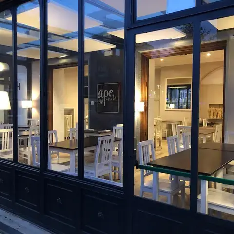 Ape Wine Bar Santo Stefano Belbo