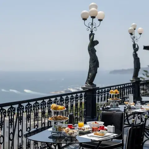 Bidder Terrace, Cocktails&amp;AllDayDining