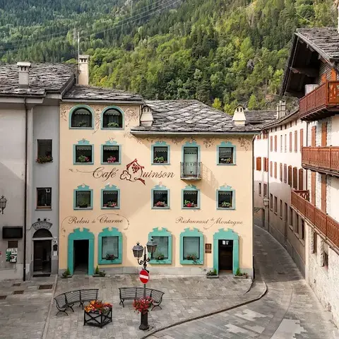 Café Quinson - Relais de Charme