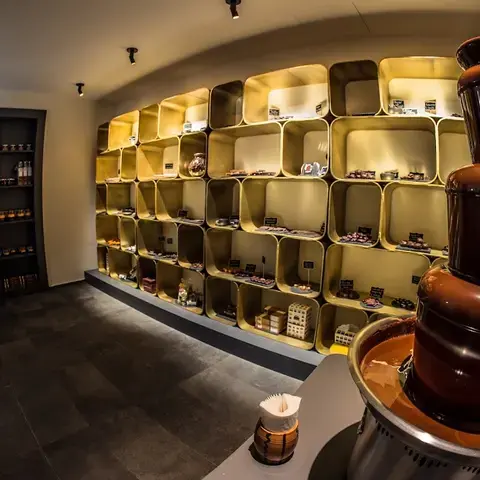 Cocun cellar restaurant