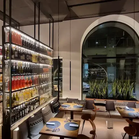 Frades Porto Cervo - Milano