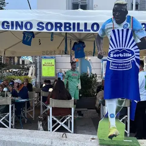 Gino Sorbillo Lievito Madre al Mare