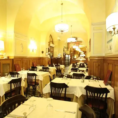 Hostaria Da Cesare Bottega Storica dal 1921