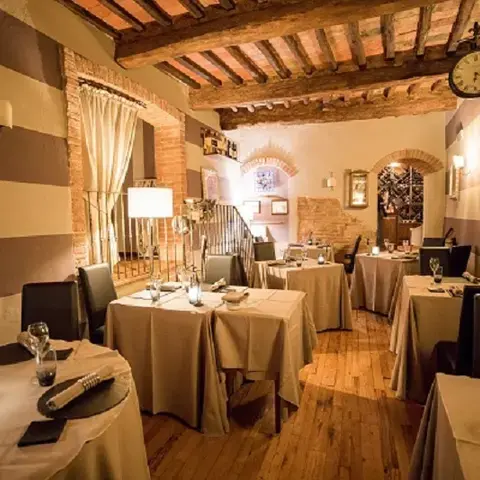 Le Logge del Vignola