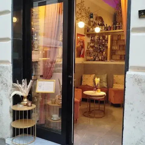 Lonely Avenue - Premium Spirits Cocktail Bar in Rome