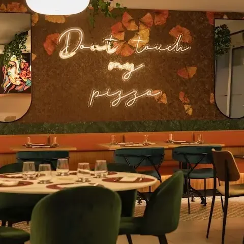 Moderna Pizza e Bistrot