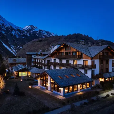 Montana Lodge &amp; Spa, by R Collection Hotels