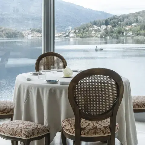 Piccolo Lago Restaurant
