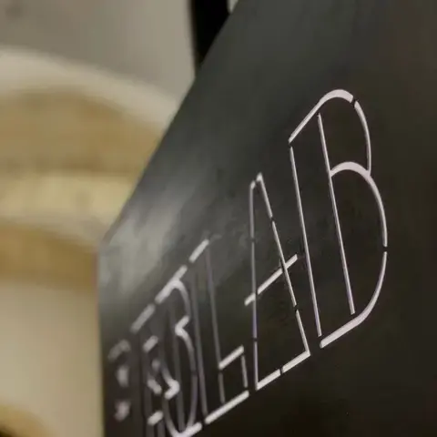 Res Lab Food &amp; Beer - Birrificio Resist