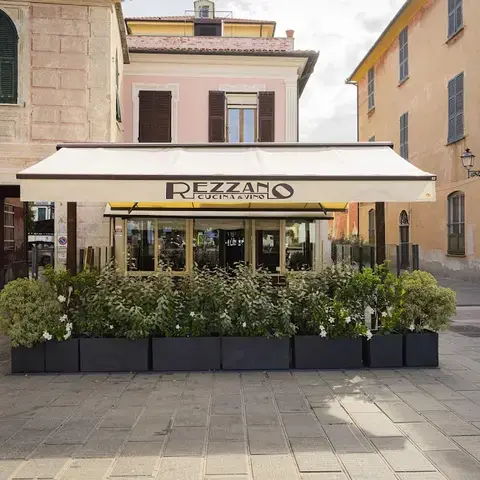 Rezzano Restaurant