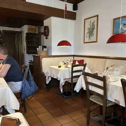 Ristorante Alla Pace / Burtshaus Alla Pace