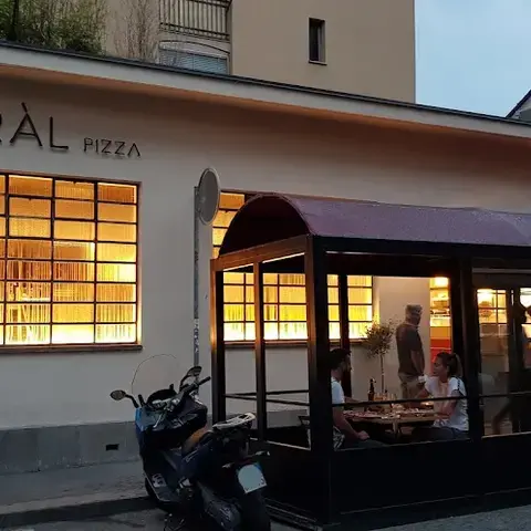 Ruràl Pizza