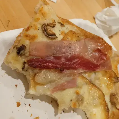 TÀGLIO LA pizza di Claudio