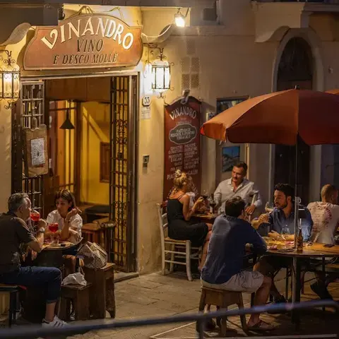 Vinandro Vino e Desco Molle