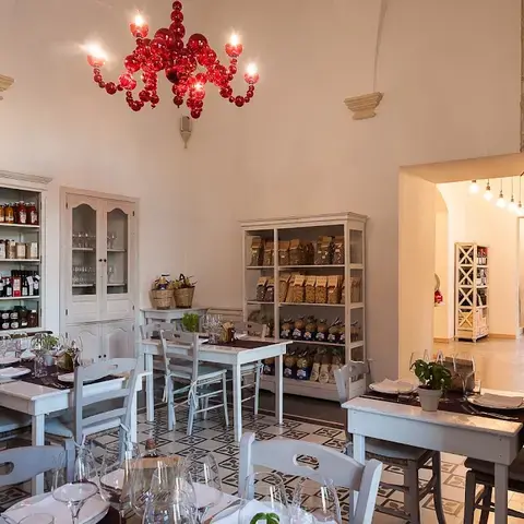 Vini Menhir Salento S.R.L.