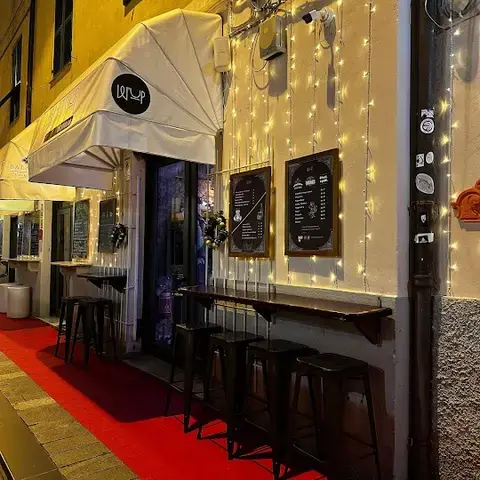 What's Up? Cocktail Lab