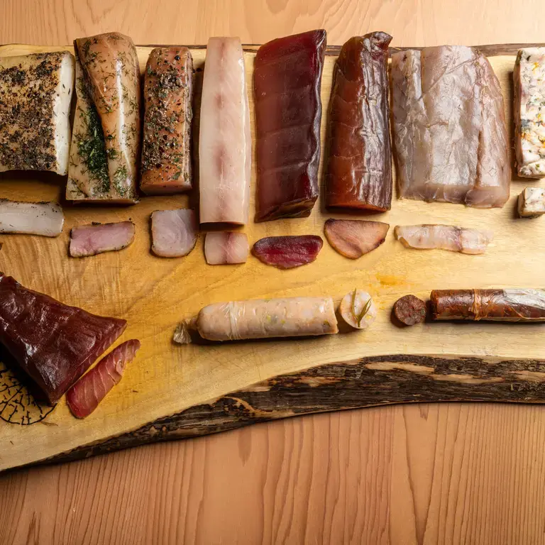 2019. frollature di pesce