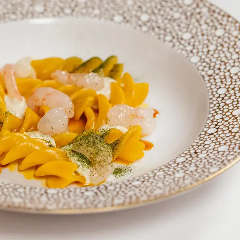 Casa Perbellini 12 Apostoli_Fusilli tiepidi, gobbetti marinati, curcuma, alloro