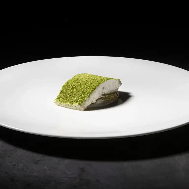 Spigola, limone candito e emulsione di spigola