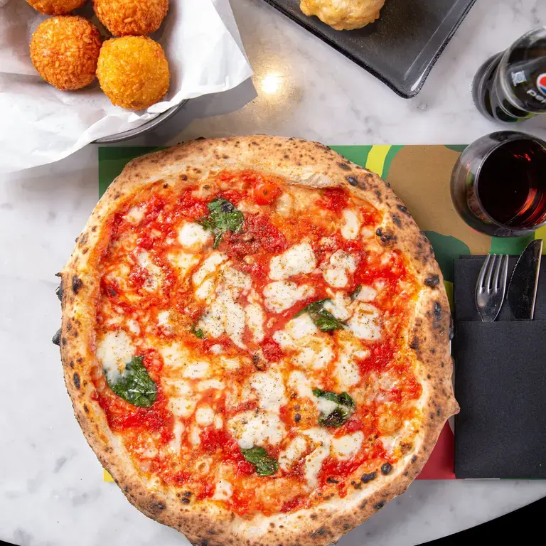 Pizza Provola e Pepe-Salvatore Salvo