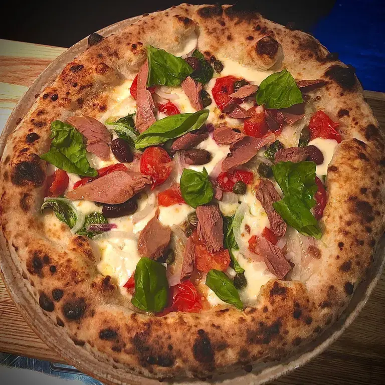 Ricetta Pizza alla puttanesca di Giovanni Santarpia