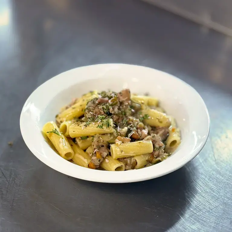Tortiglioni al ragù di cortile