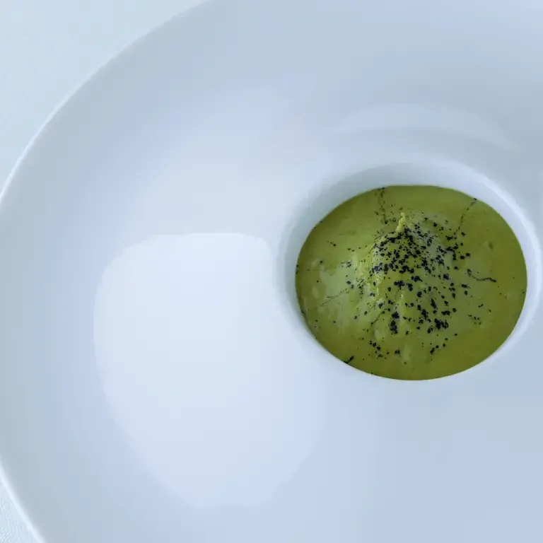 Concetto spaziale, Attese _Omaggio a Lucio Fontana: Risotto con scamorza, salsiccia, friggitielli e peperoncini