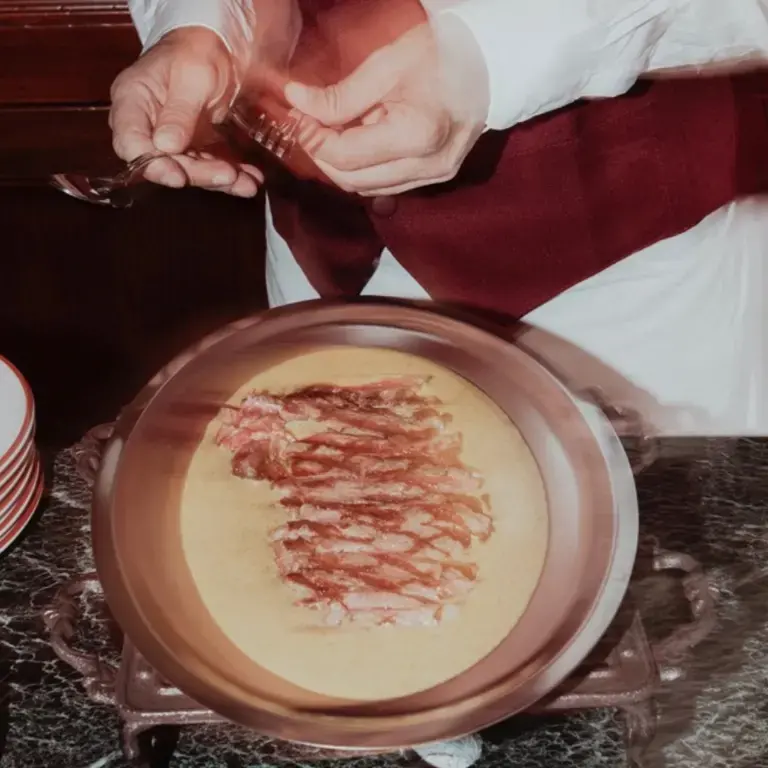 La Rue - carne e salsa segreta