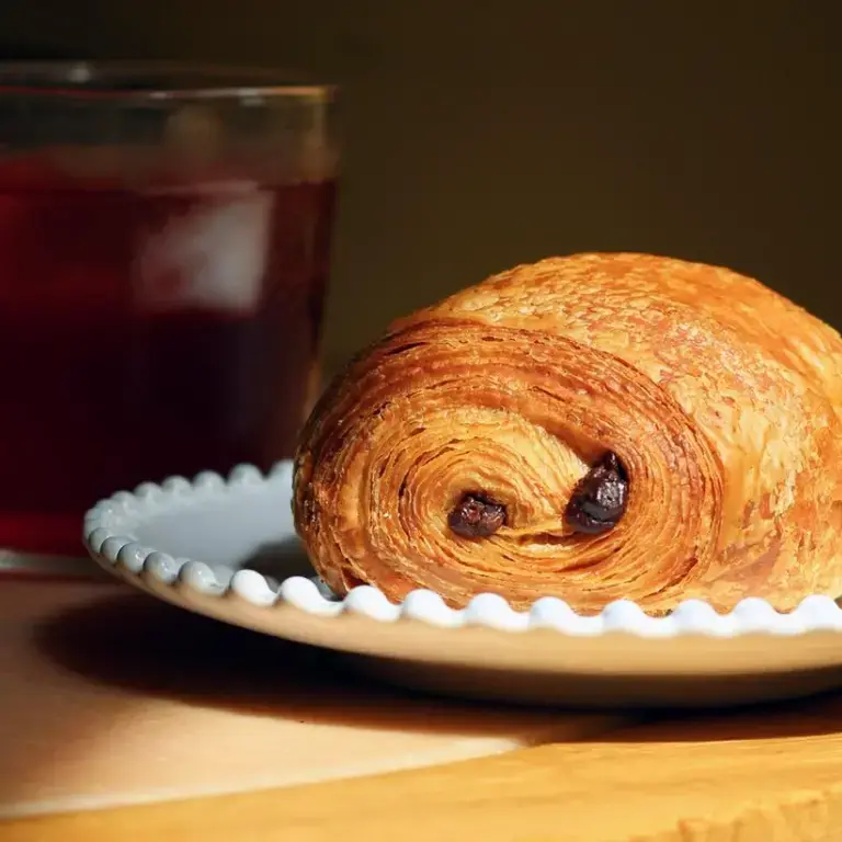 Pain au chocolat vegano - Eutopia Milano