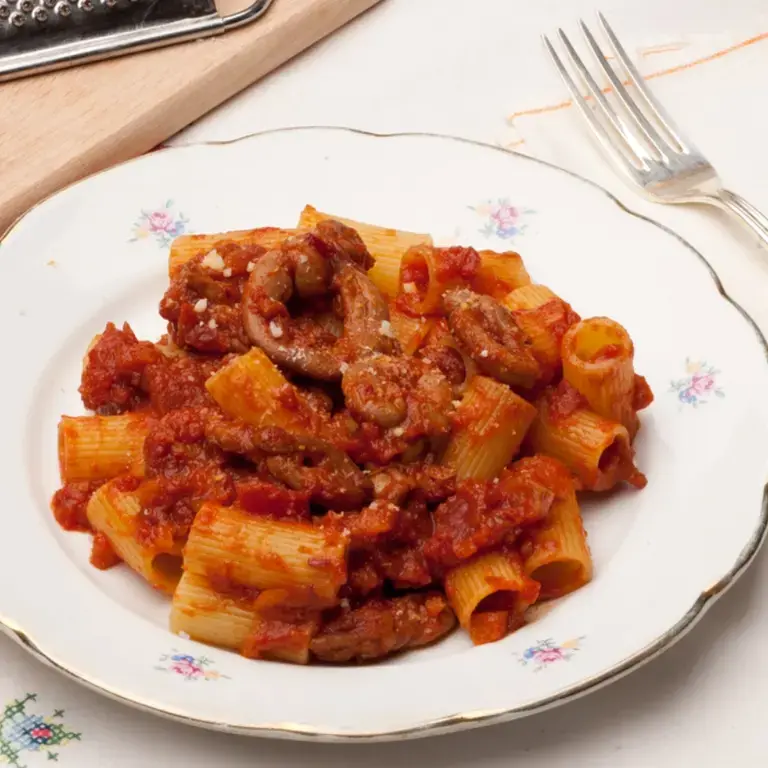 Rigatoni con la pajata