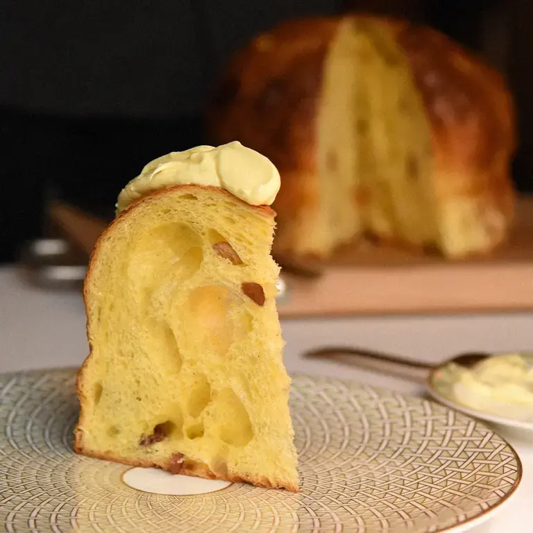 Panettone di Cracco - fetta con crema al mascarpone