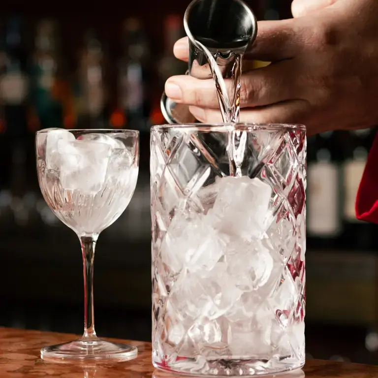 Polibibite in preparazione - giubbe rosse