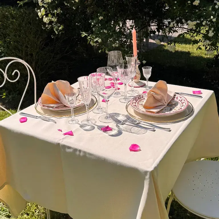 La Limonaia d Villa Senni: tavoli all'aperto