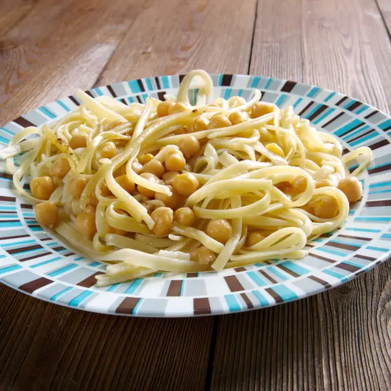 Ciceri e tria - Finedininglovers