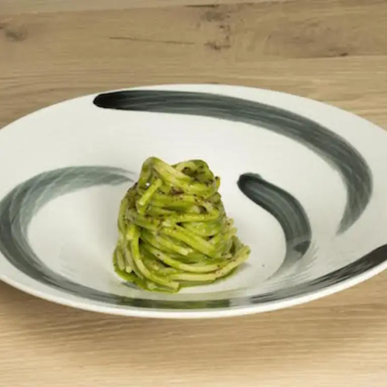 spaghetti-aglio-olio-peperoncino-verde