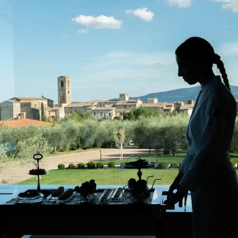 Teatro del Gusto - la sala e il servizio di Arnolfo