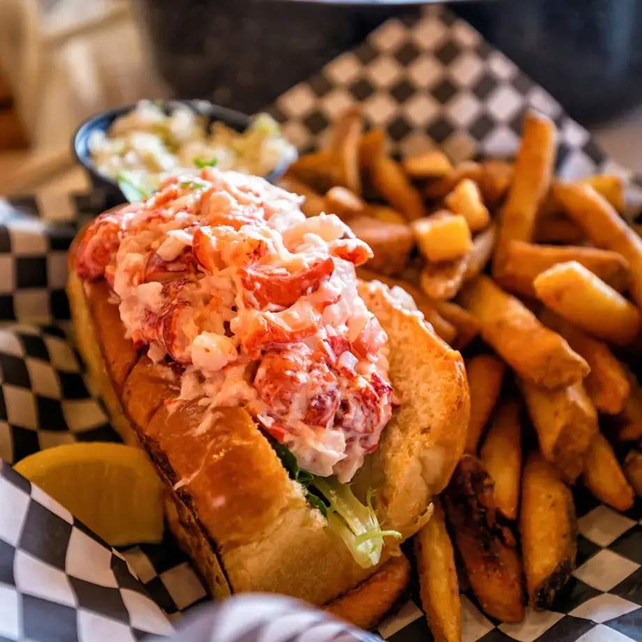 lobster roll - Fine Dining Lovers