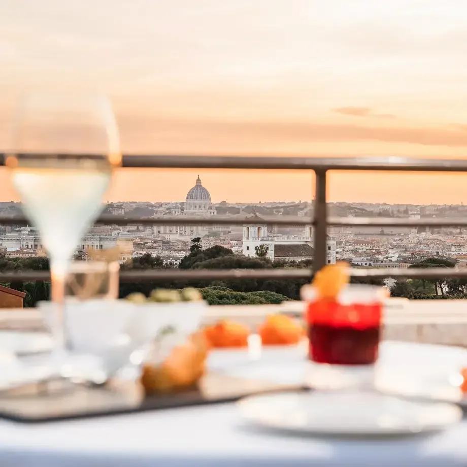 Flora Roof Restaurant &amp; Cocktail Bar