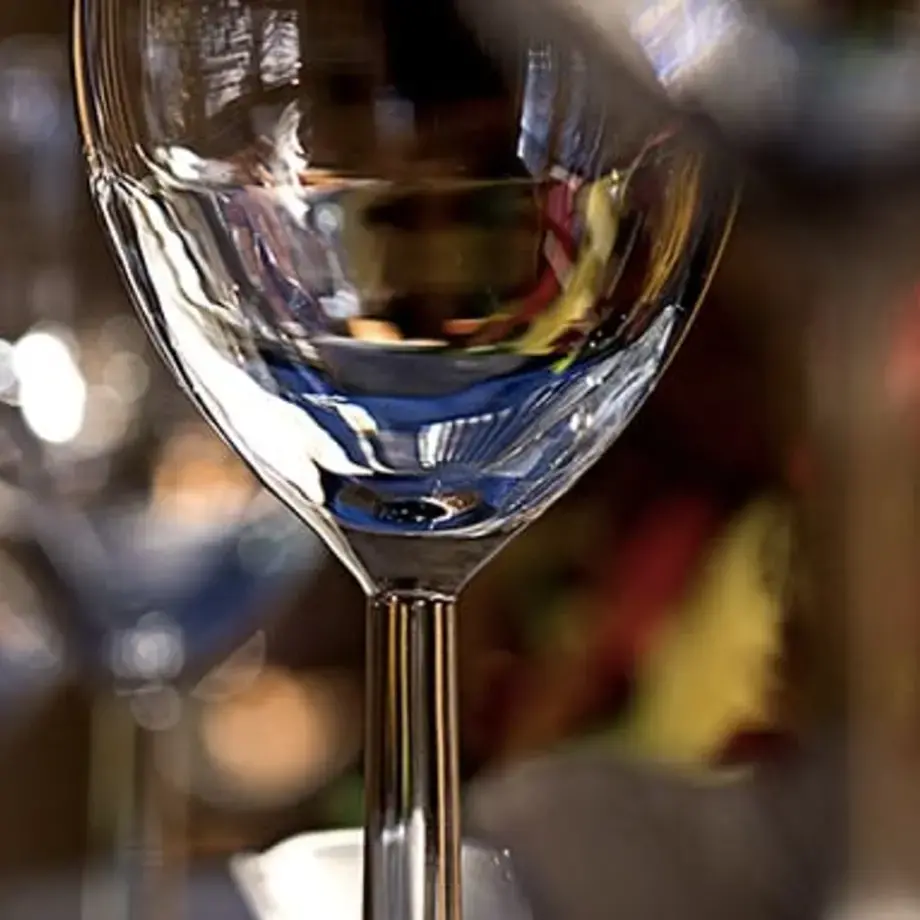 Original_2603_galateo-a-tavola-bicchieri